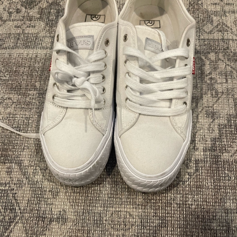 Levi's Classic White Canvas Sneakers